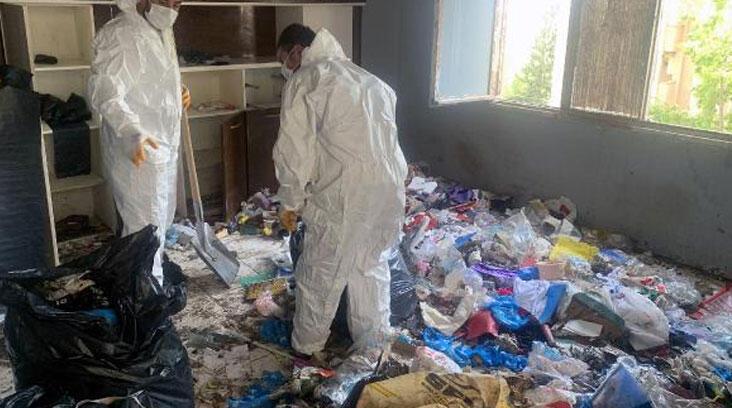Kötü koku ihbarıyla gidildi, ‘çöp ev’ çıktı