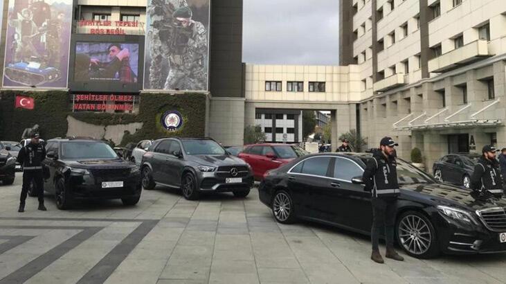 Lüks otomobil kaçakçılarına operasyon! Devleti 27 milyon zarara uğratan 37 kişi yakalandı