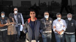 Oğlunun başında ölmesini bekledi! Şoke eden ‘cesedi yok etme’ planı