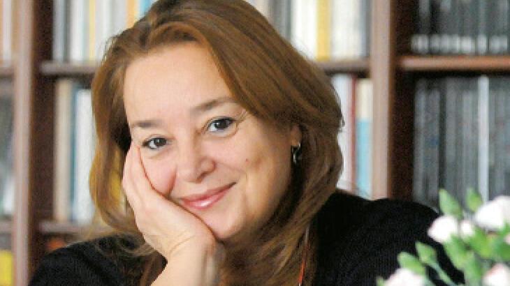 Okuyan kadınların izini sürüyor