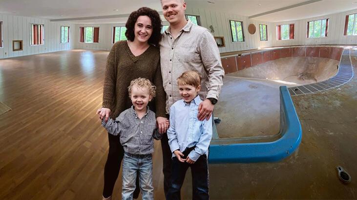 Parkeleri sökünce evin altından çıktı! Sırrını çözmek için önlerinde 2 seçenek var