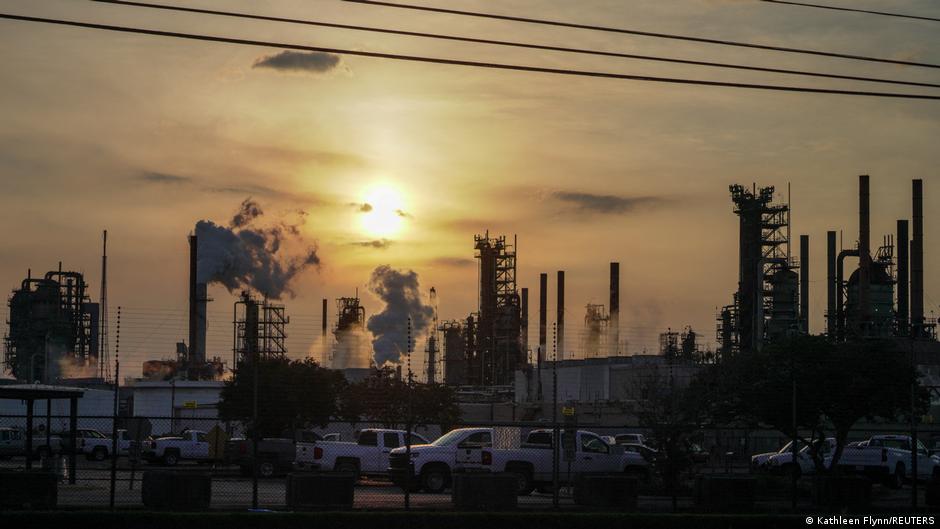 Petrole ek vergi: Exxon AB’ye dava açtı