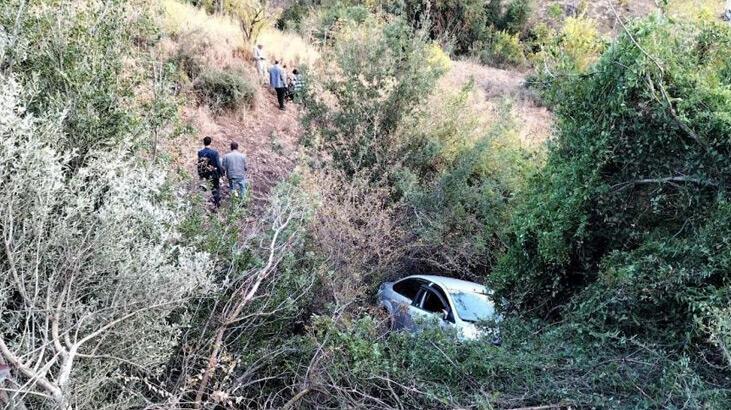 Şarampole yuvarlanan otomobildeki karı-koca yaralandı