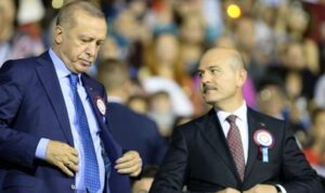 Siyasi partilerin afişleri teker teker toplatılıyor… Eski Cumhuriyet Savcısı Bülent Yücetürk: Yargı niyet okuyamaz