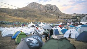 Son göğe bakma durağı: Antalya