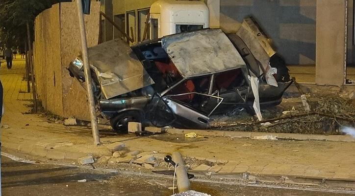 Takla atan otomobildeki baba öldü, iki oğlu yaralandı