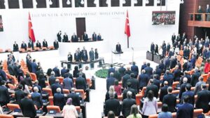 Tatil bitti, Meclis yeni yasama yılına başladı