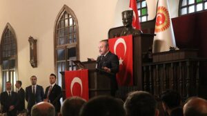 TBMM Başkanı Şentop, 1’inci Meclis’te öğretmenlerle buluştu