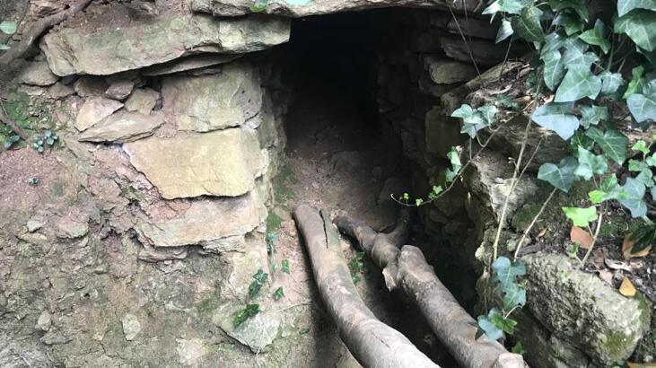 Üsküdar’da 7 asırlık gizli tüneli defineciler talan etti! Küpler dolusu altın ve sikkeler çalındı