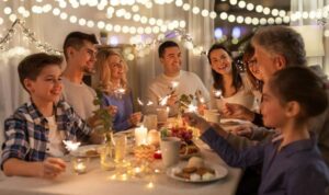 Uzmanı uyardı: ‘Yılbaşı sofrasına tok oturun, uykudan 2 saat önce yemeyi sonlandırın’