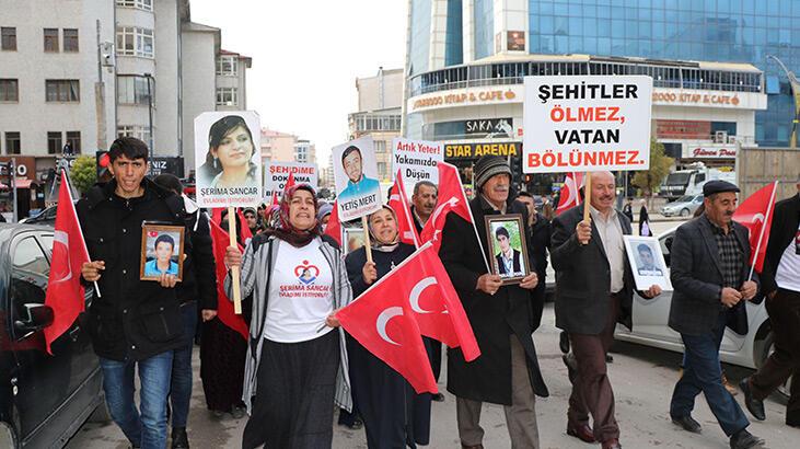 Van’da evlat nöbetindeki anneden kızına: Sen de gel, beni sevindir