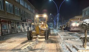 Van’da kapanan 56 yerleşim yerinden 32’si ulaşıma açıldı
