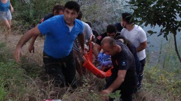 Yaya köprüsünden ıramağa atladı! Tüm çabalara rağmen kurtarılamadı