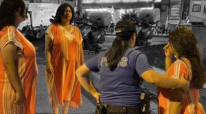 Yer: Beyoğlu! 5 saat kaldırımda hareketsiz bekledi