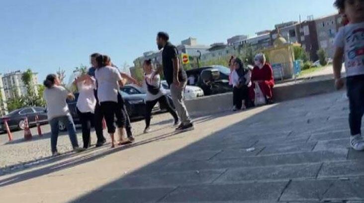Yer: İstanbul! Hastane önünde kadınlar birbirlerine saldırdı