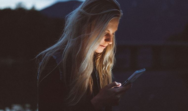 ‘Yoğun sosyal medya kullanımı yalnızlığı artırıyor’