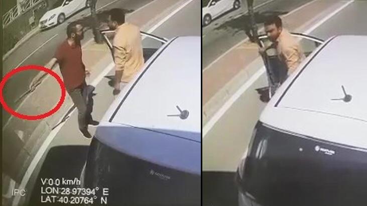 Yol verme kavgası! Sopayla sürücünün üzerine yürüdü