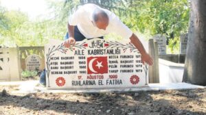 ‘Yüreğimiz hâlâ o enkazın altında’