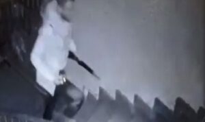 Zonguldak’ta evin kapısını kırıp tüfekle ateşledi: 2 yaralı
